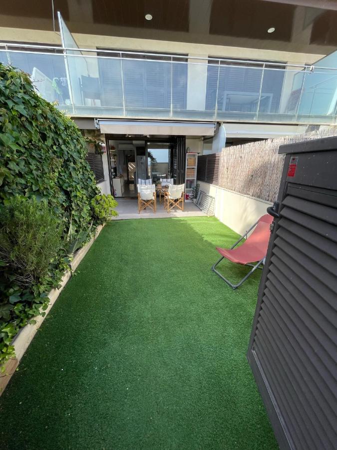 Beach Flat With Garden Castelldefels Kültér fotó